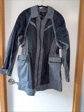 Jordan Black and Gray Women's Colorblock Rain Jacket